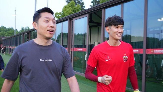 为了追回这些贫民还钱，岗作可以毫无任何同情的用一切手段强逼他们，乃至不吝将这些人弄成残疾，扑灭其家庭，然后收取保险赔款。